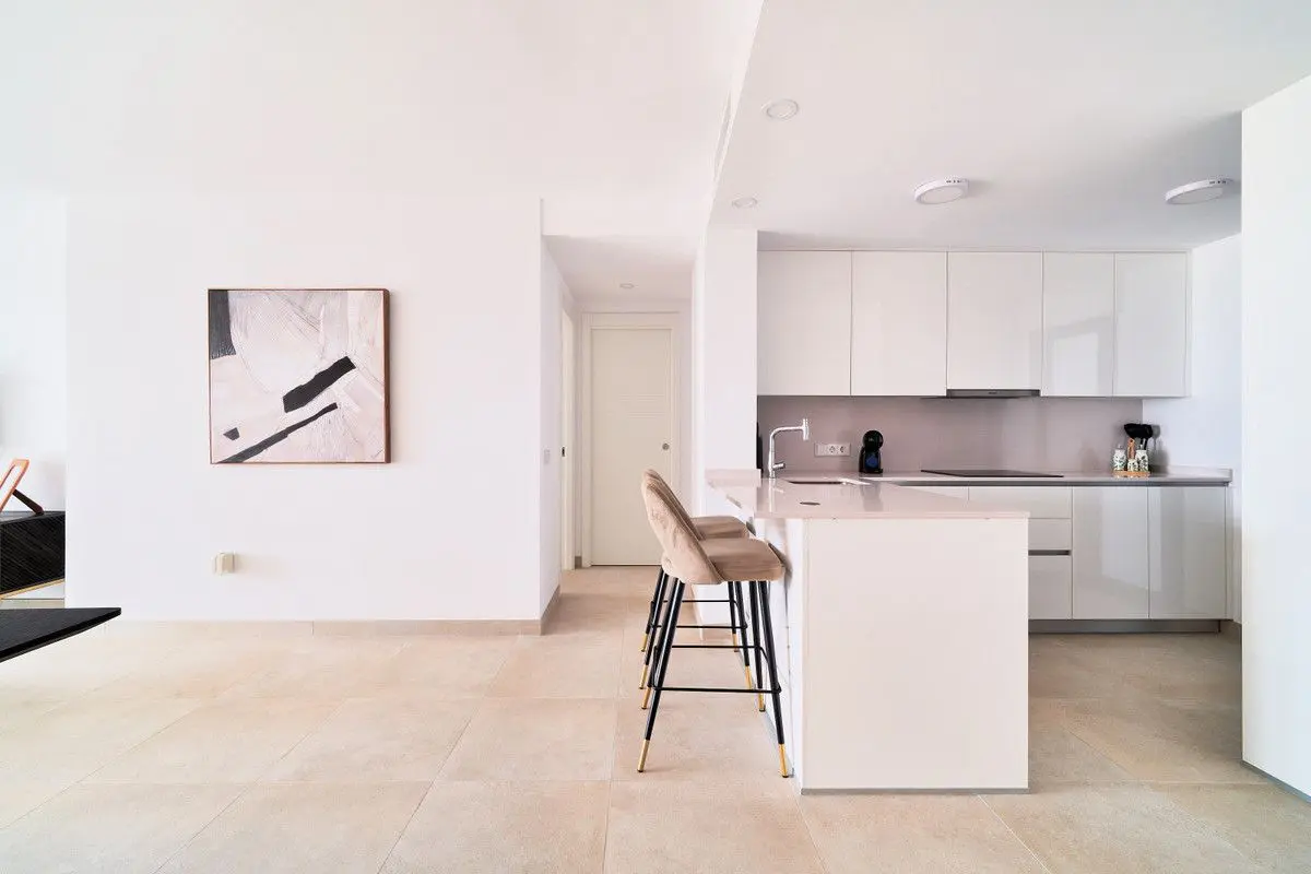 Apartment Of 84 M² With Sea View In Fuengirola, Spain