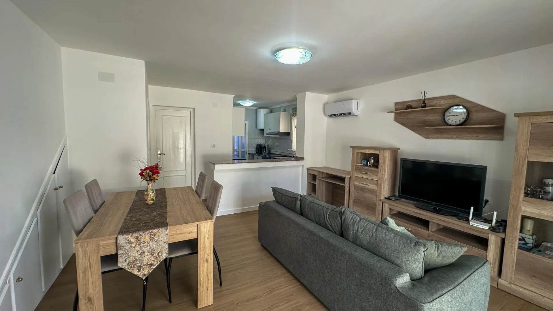 House 130 M² In San Miguel De Salinas, Spain