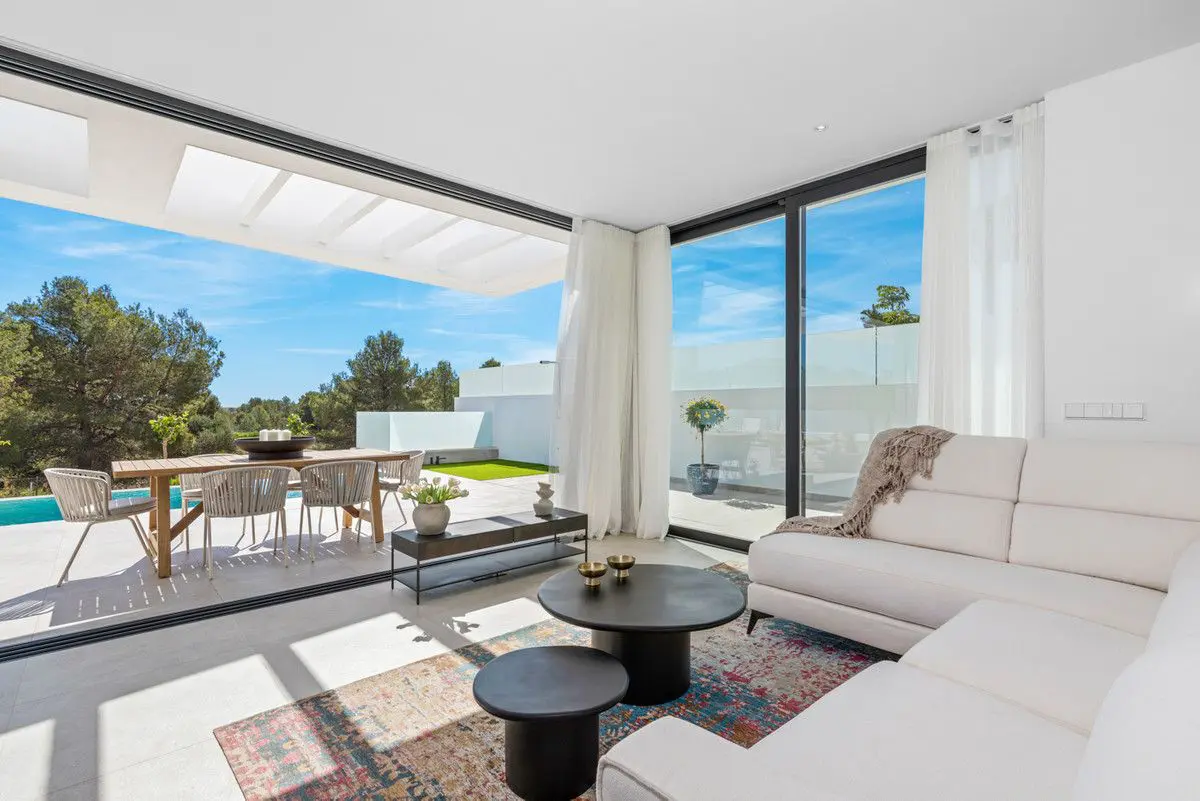 Villa Of 311 M² In Polop, Spain