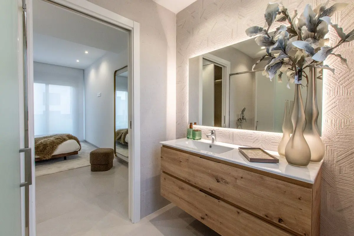 Apartment Of 80 M² With Sea Views In Finestrat