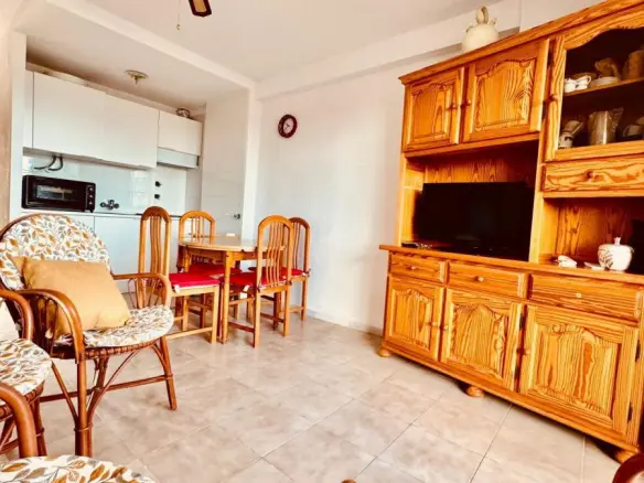 Apartment Of 77 M² With Sea View In Torrevieja, Spain