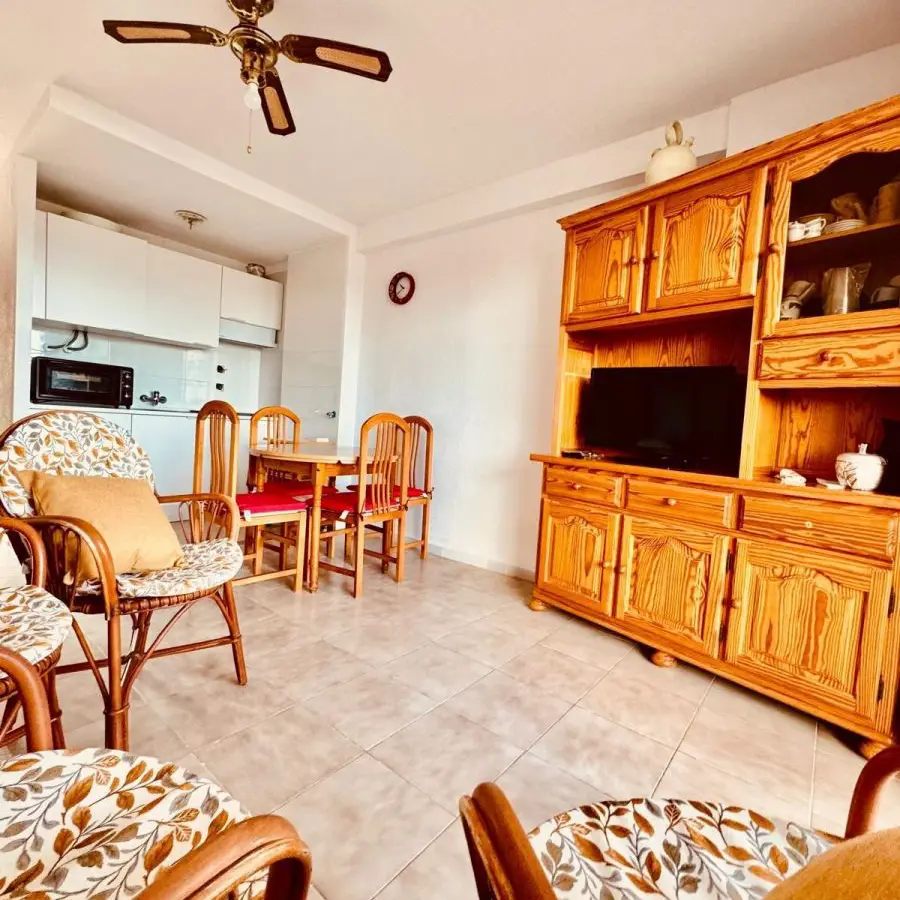 Apartment Of 77 M² With Sea View In Torrevieja, Spain