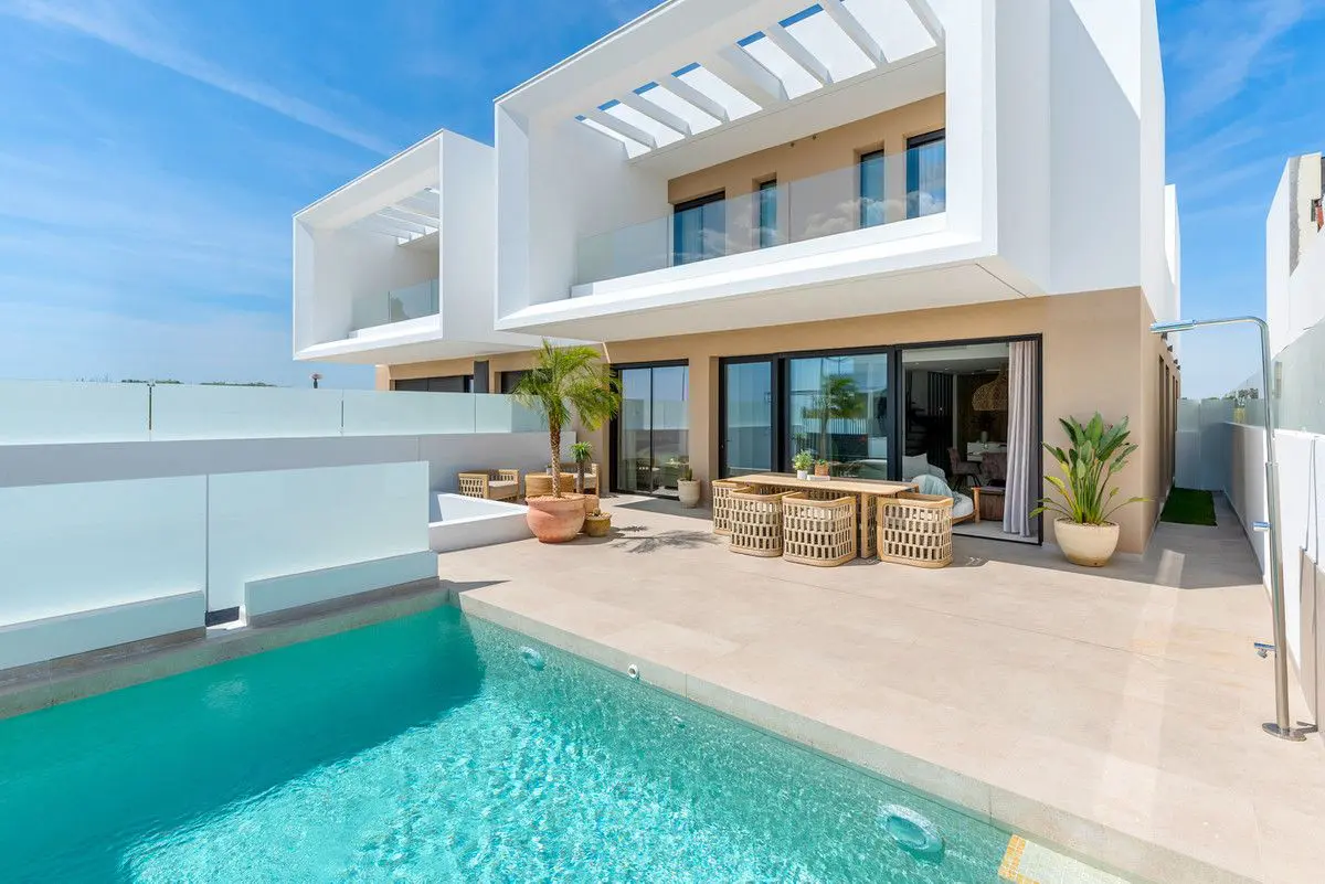 Villa Of 127 M² In Dolores, Spain