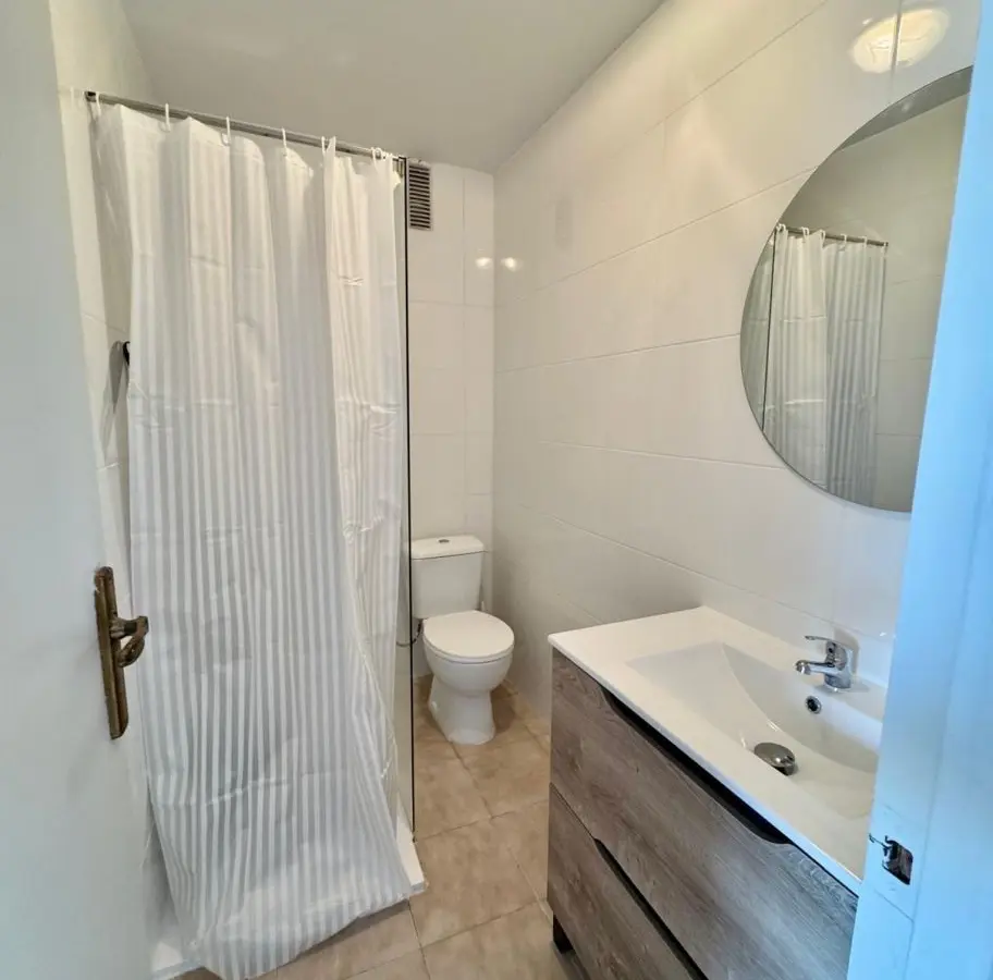 Apartment Of 77 M² With Sea View In Torrevieja, Spain