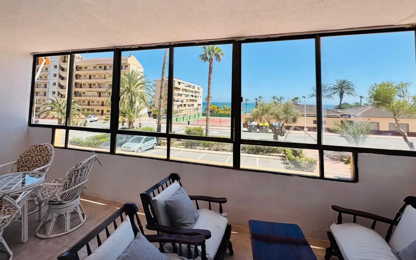 Apartment Of 77 M² With Sea View In Torrevieja, Spain
