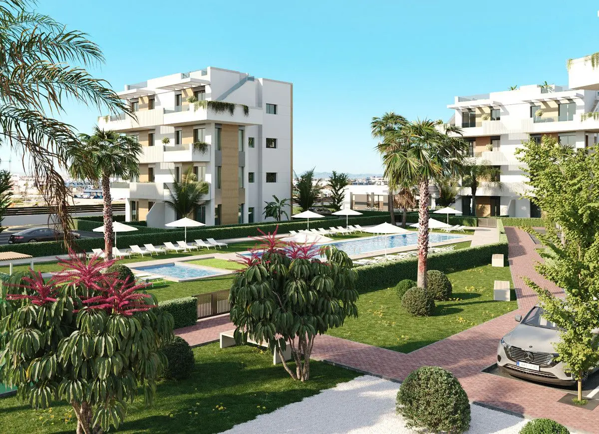 Apartment Of 83 M² In Los Alcázares, Spain