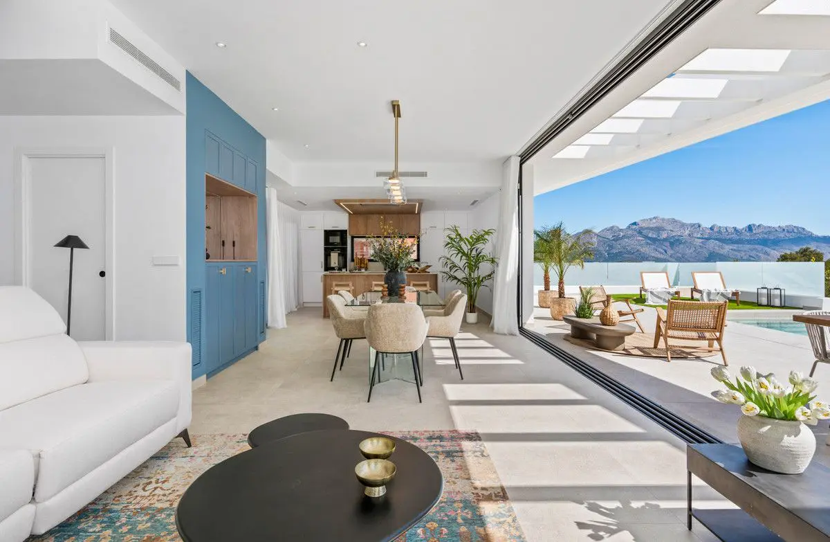 Villa Of 311 M² In Polop, Spain