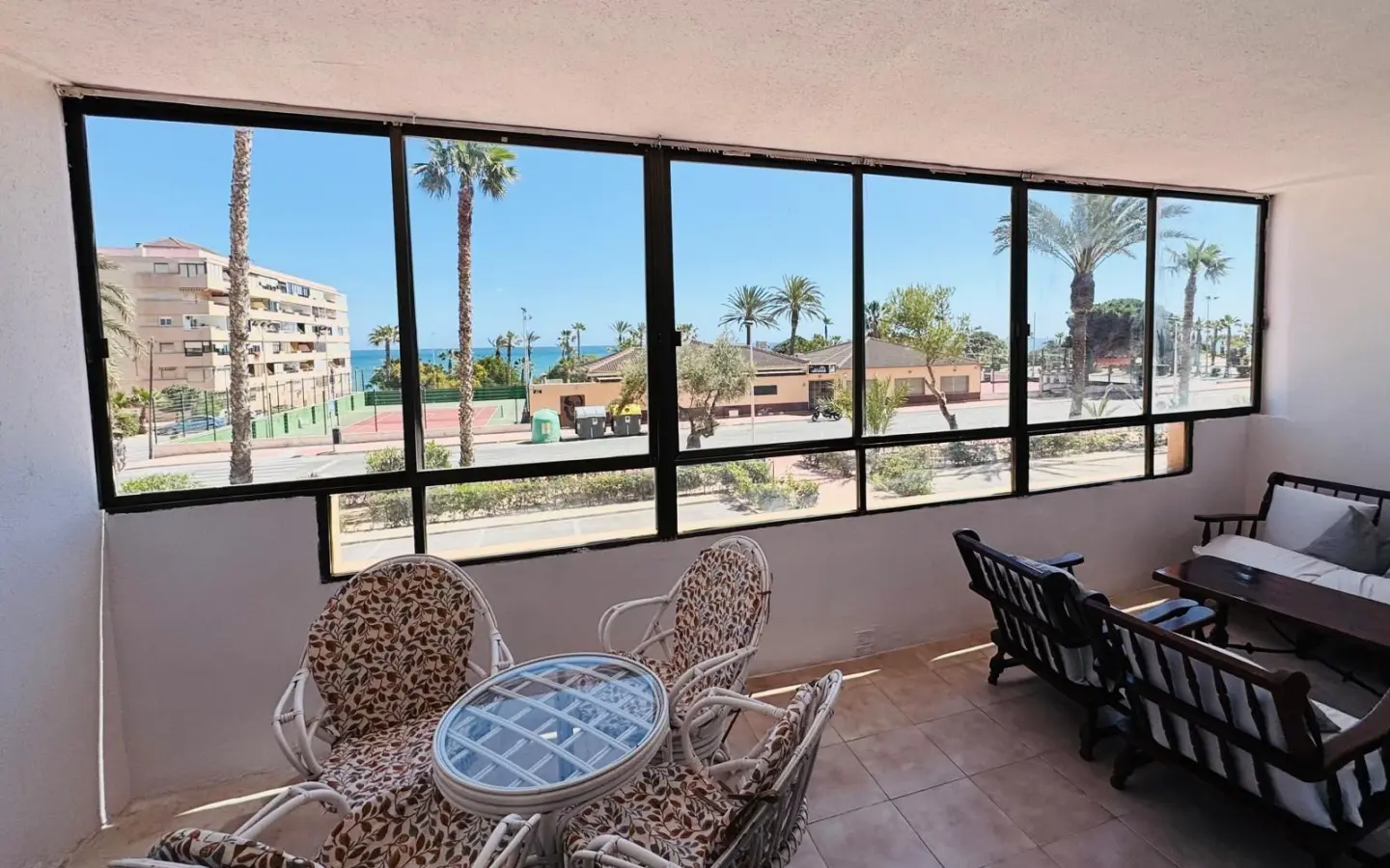 Apartment Of 77 M² With Sea View In Torrevieja, Spain