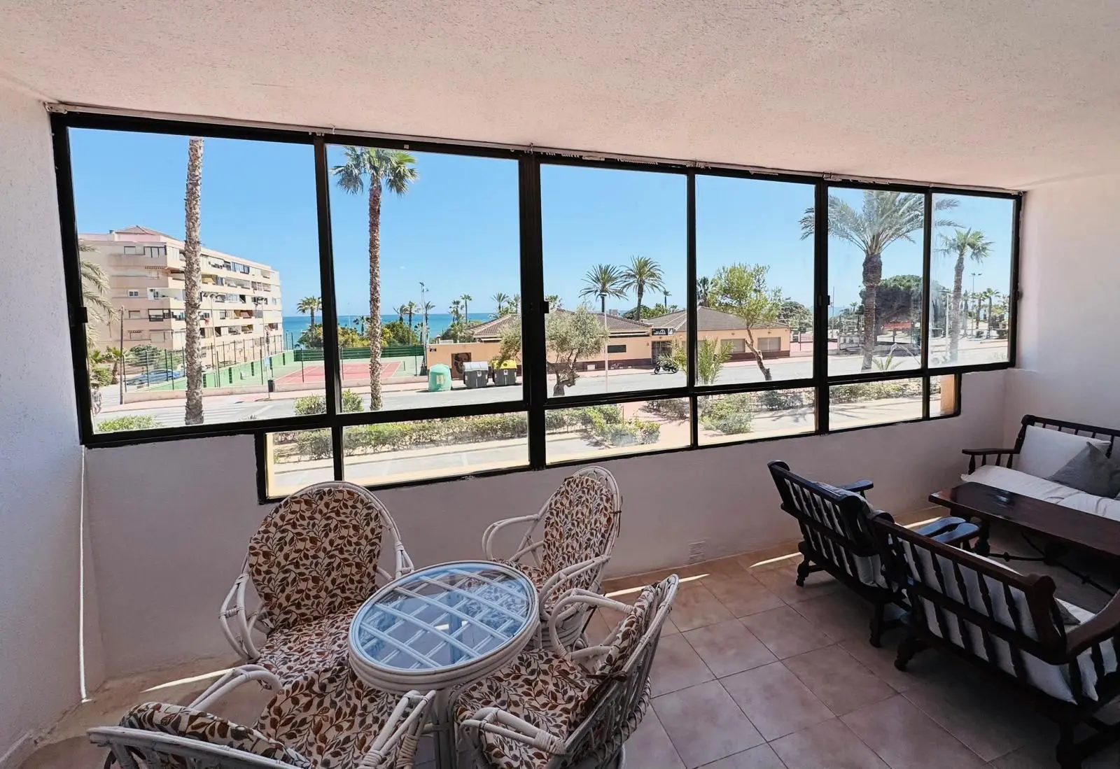 Apartment Of 77 M² With Sea View In Torrevieja, Spain