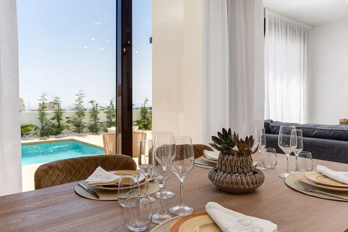 Villa Of 168 M² With Sea Views In Finestrat, Spain