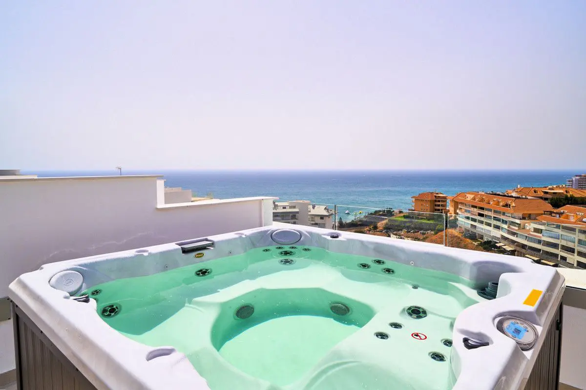 Apartment Of 112 M² In Fuengirola, Spain