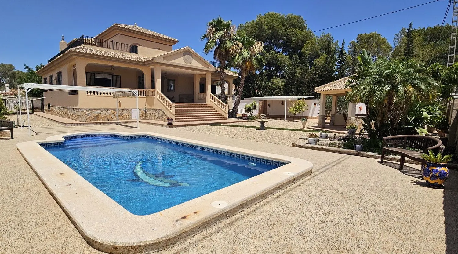 Villa 406 M² In Pilar De La Horadada, Spain – Mediter Real Estate