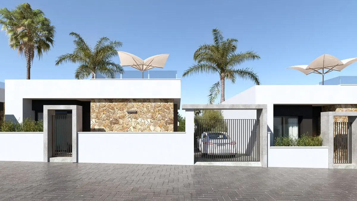 Villa Of 107 M² With Mediter Real Estate In Rojales