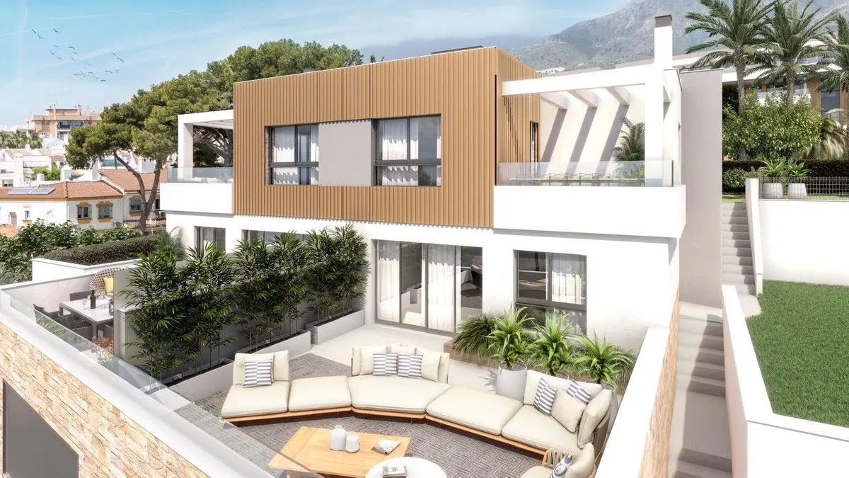 Apartment Of 97 M² In Torremolinos, Spain