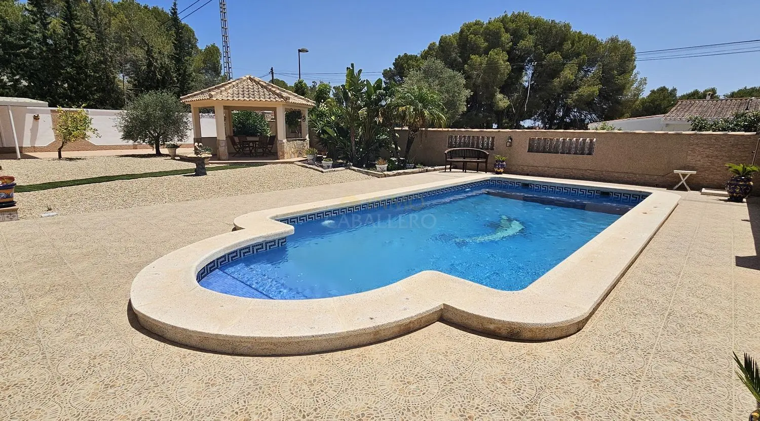 Villa 406 M² In Pilar De La Horadada, Spain – Mediter Real Estate