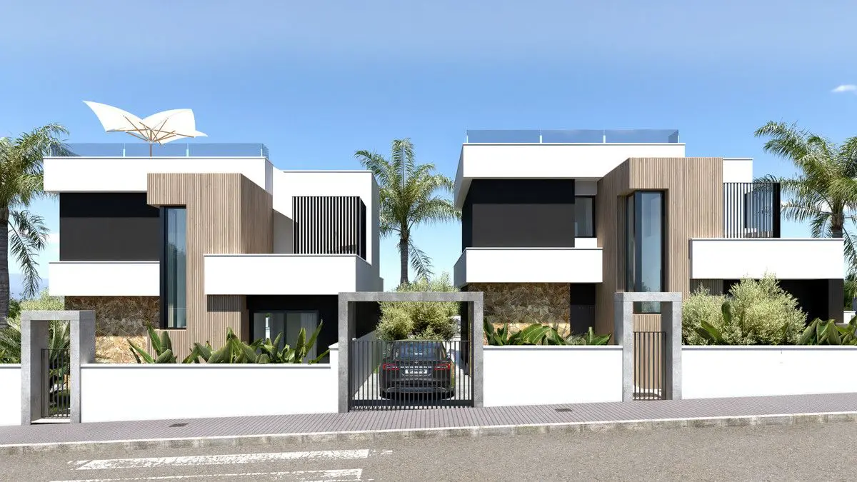 Villa Of 107 M² With Mediter Real Estate In Rojales