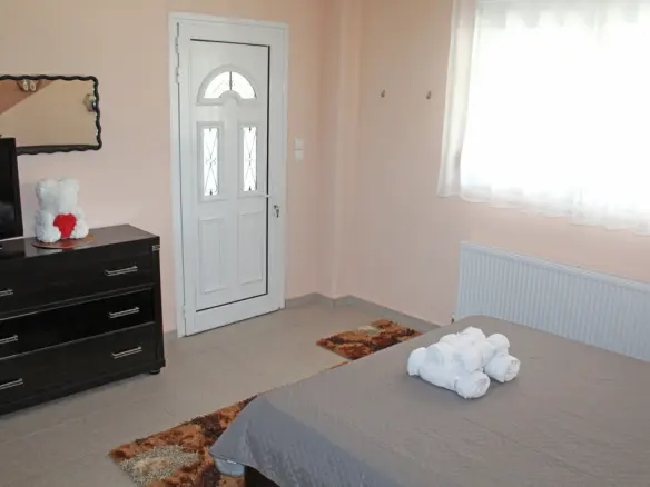Detached House Of 160 M² With Olympic Coast Features In Olympic Coast