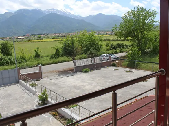 Detached House Of 160 M² With Olympic Coast Features In Olympic Coast