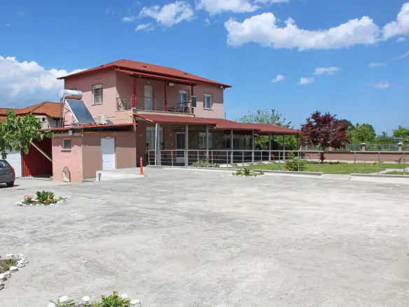 Detached House Of 160 M² With Olympic Coast Features In Olympic Coast