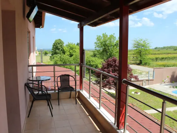 Detached House Of 160 M² With Olympic Coast Features In Olympic Coast