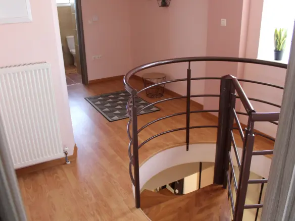 Detached House Of 160 M² With Olympic Coast Features In Olympic Coast