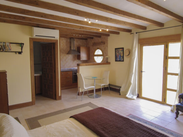 Mediterranean Villa Of 700 M² With Multi-functional Retreat In Salinas/sax, Alicante