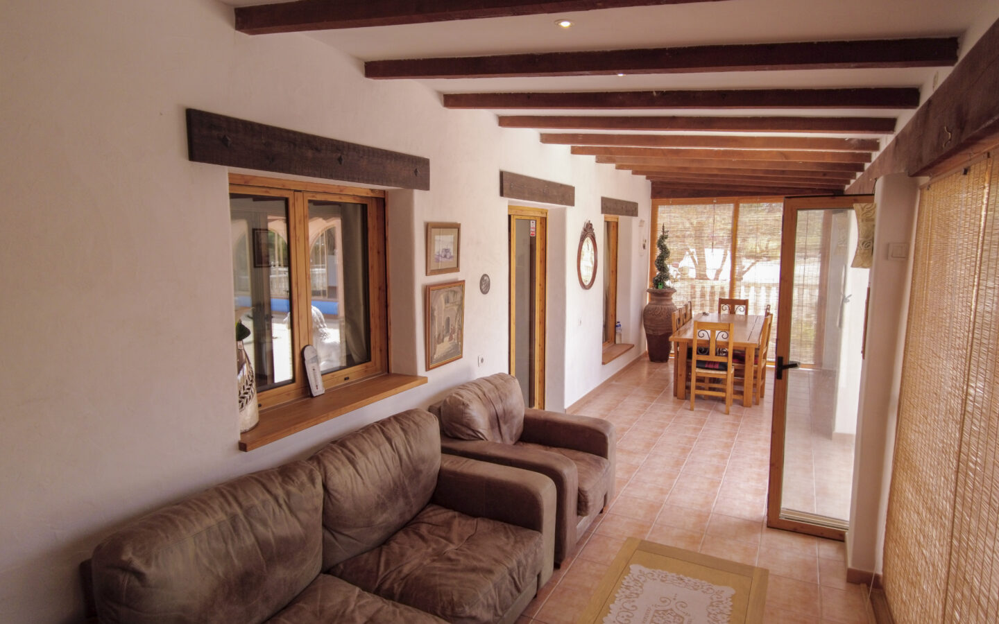 Mediterranean Villa Of 700 M² With Multi-functional Retreat In Salinas/sax, Alicante