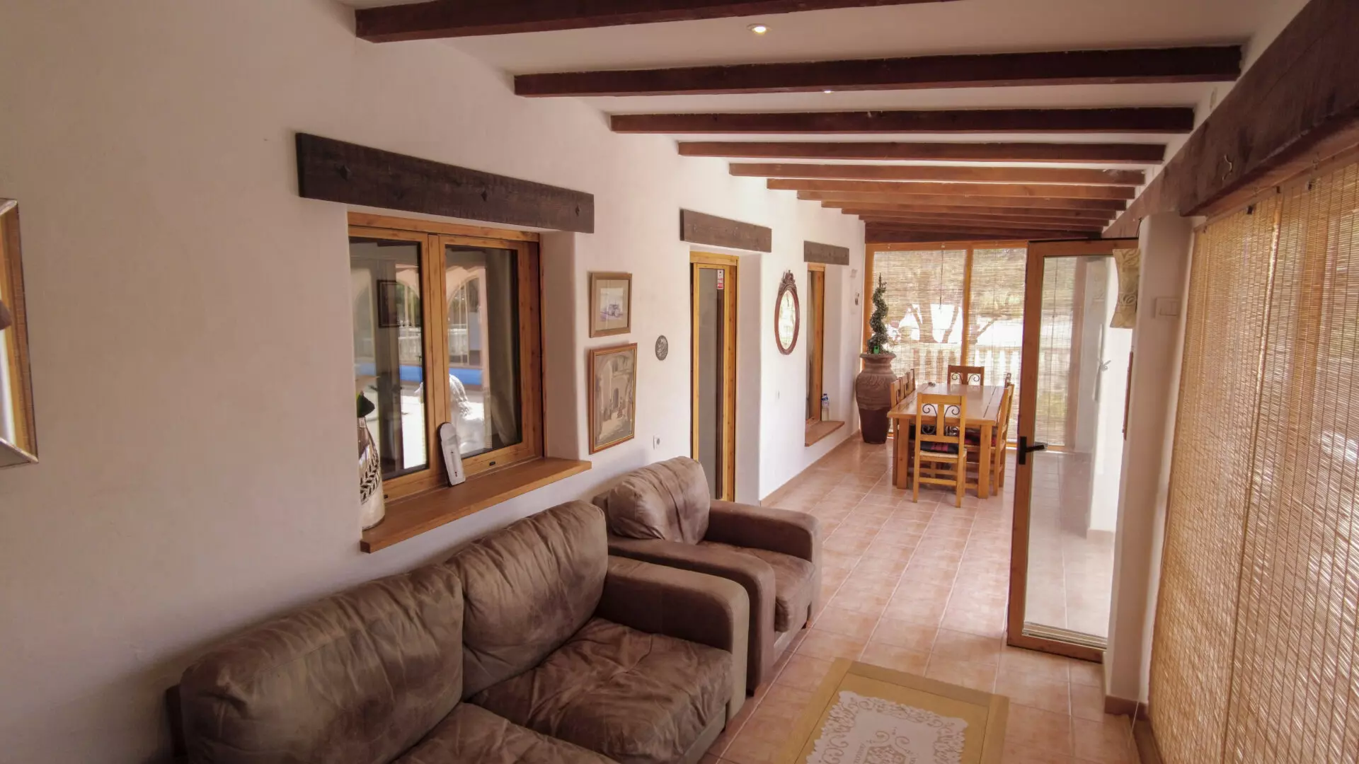 Mediterranean Villa Of 700 M² With Multi-functional Retreat In Salinas/sax, Alicante