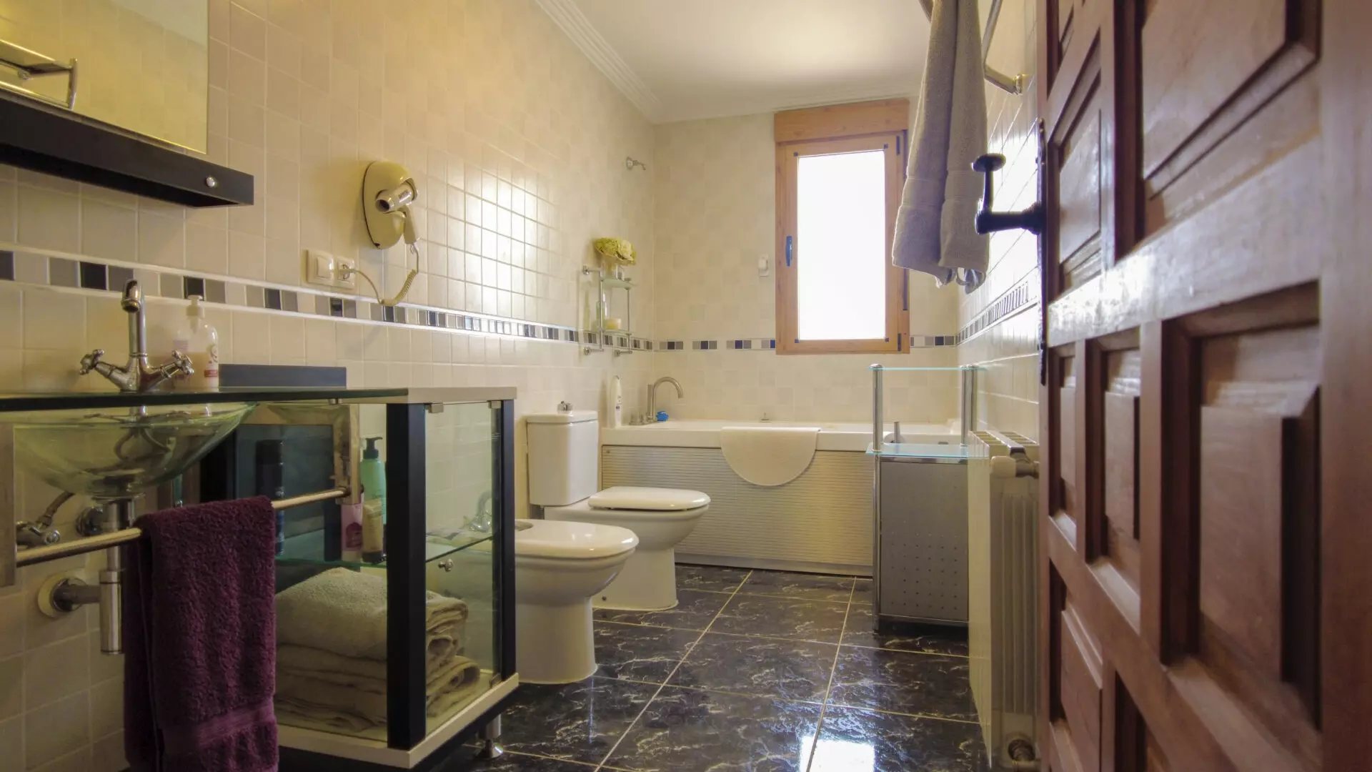 Mediterranean Villa Of 700 M² With Multi-functional Retreat In Salinas/sax, Alicante