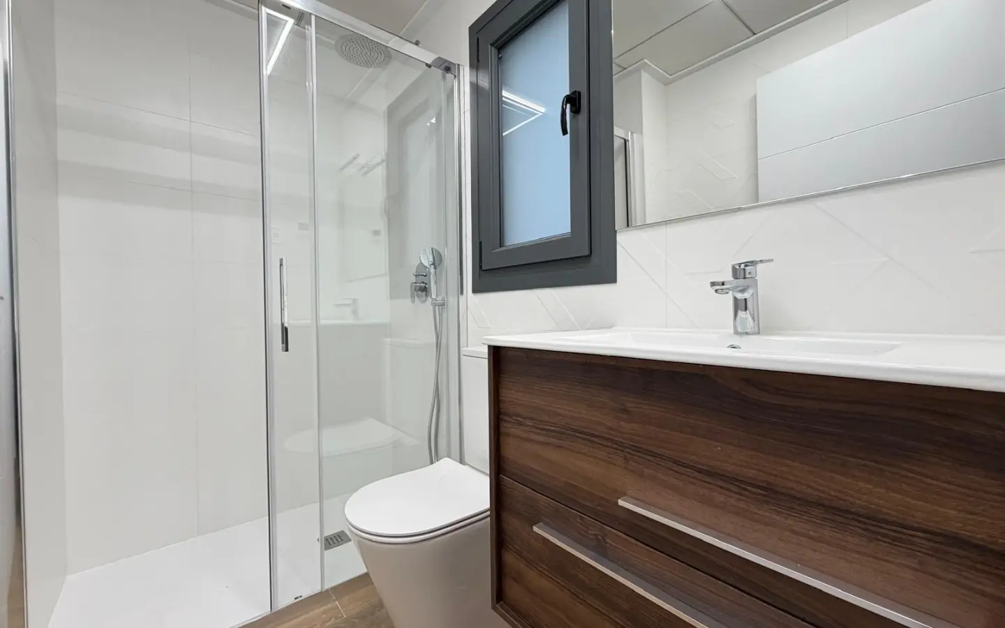 Apartment Of 103 M² In Torrevieja, Spain