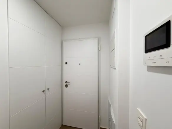 Apartment Of 103 M² In Torrevieja, Spain