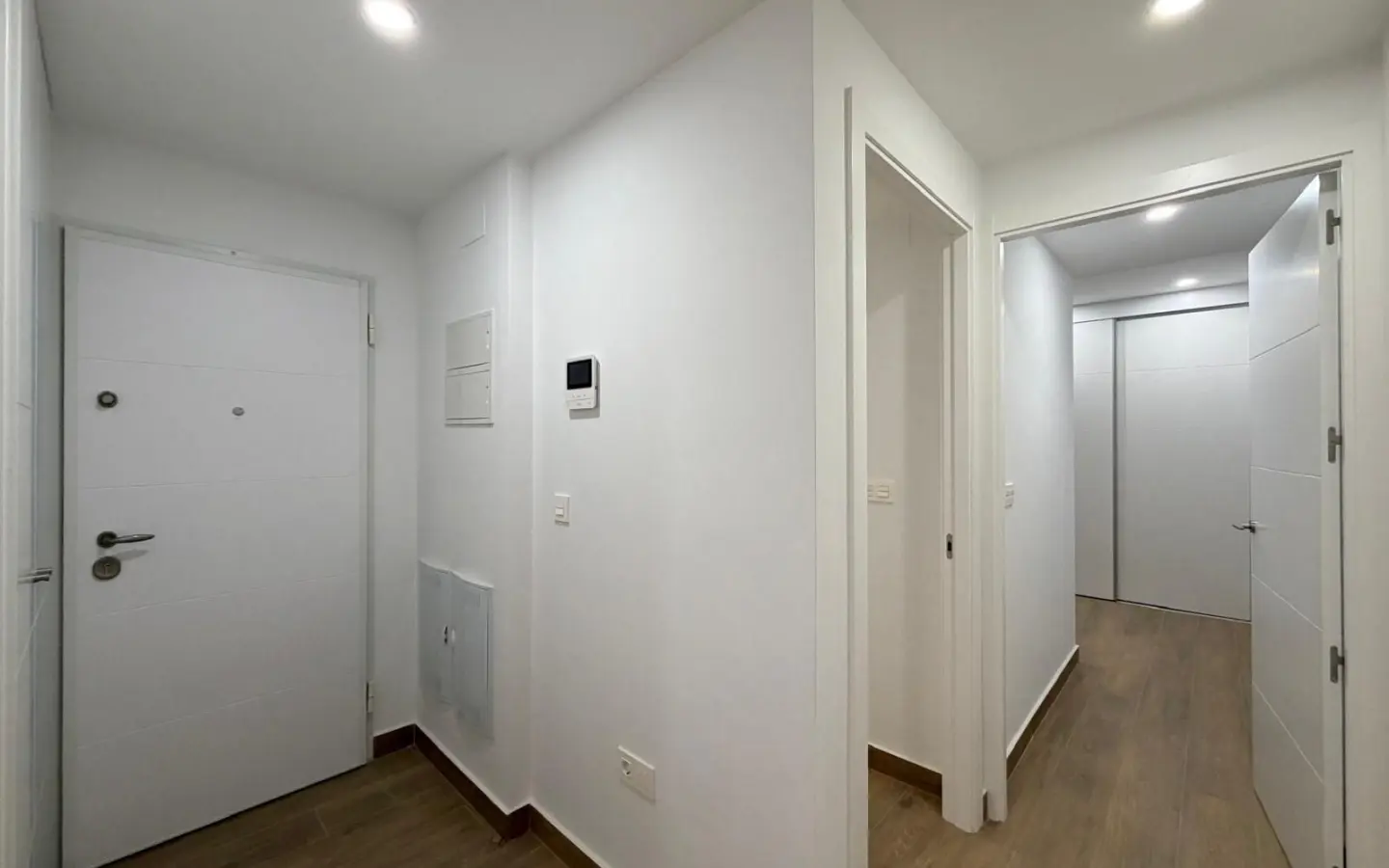 Apartment Of 103 M² In Torrevieja, Spain