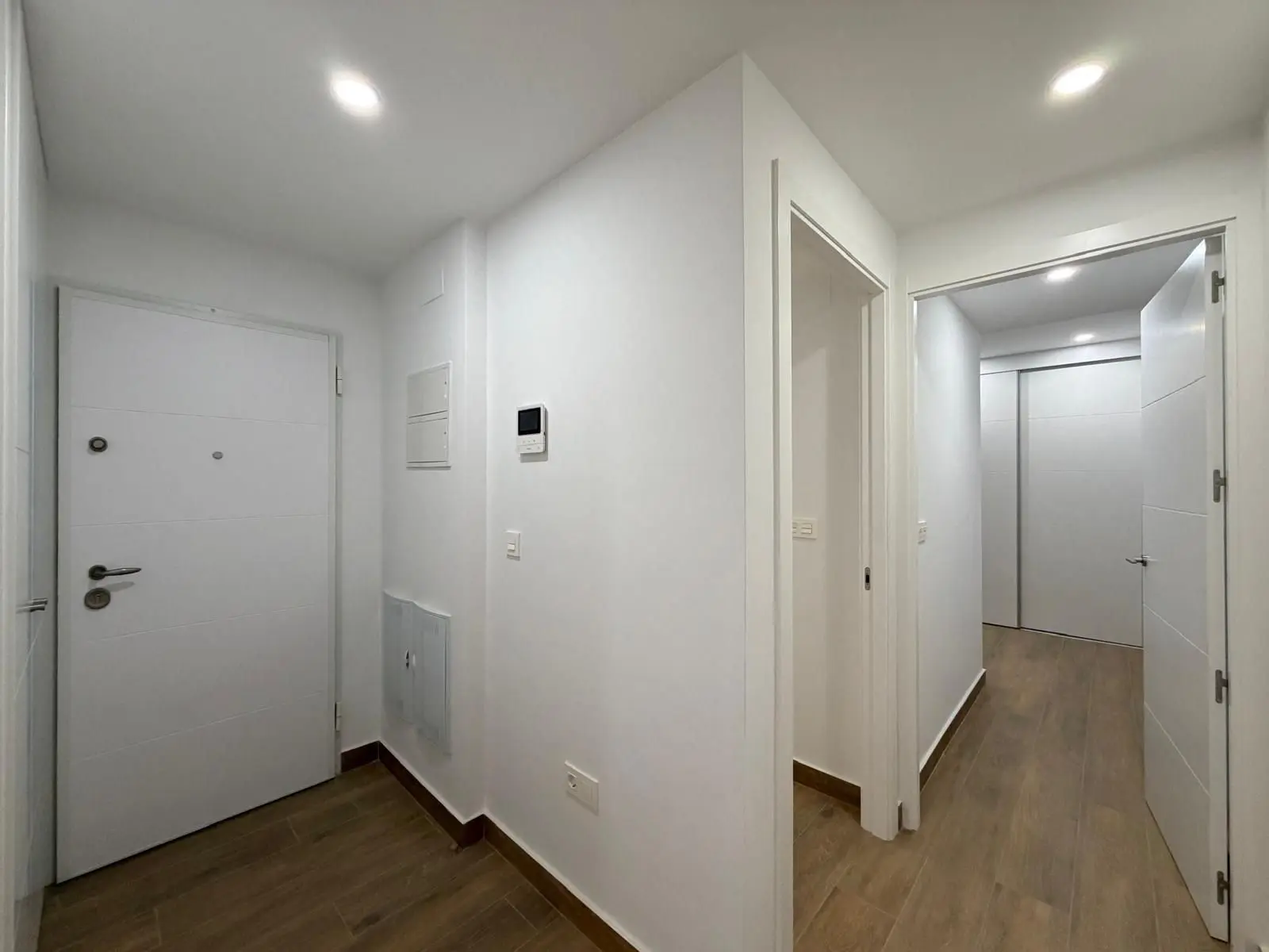 Apartment Of 103 M² In Torrevieja, Spain