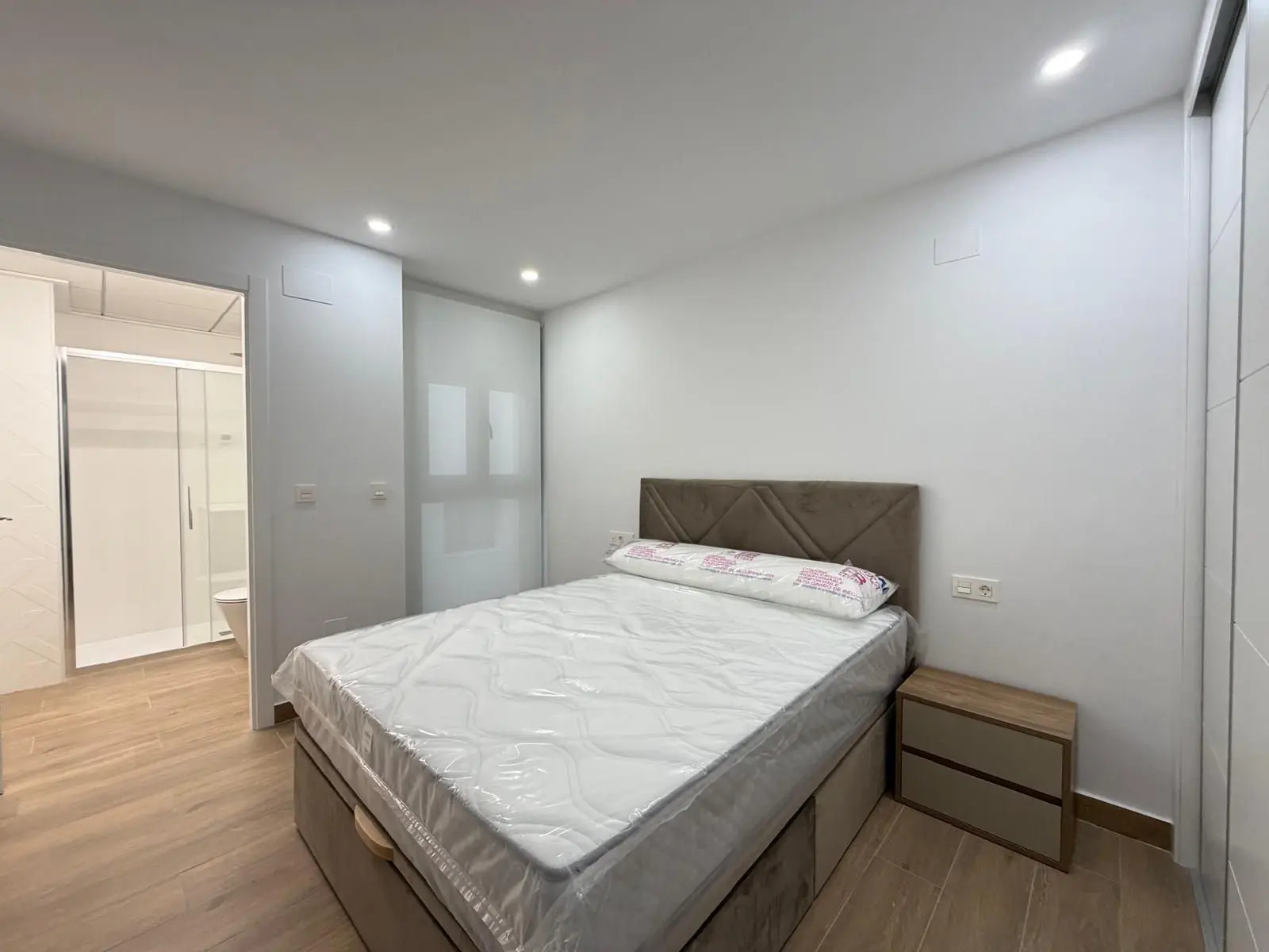 Apartment Of 103 M² In Torrevieja, Spain