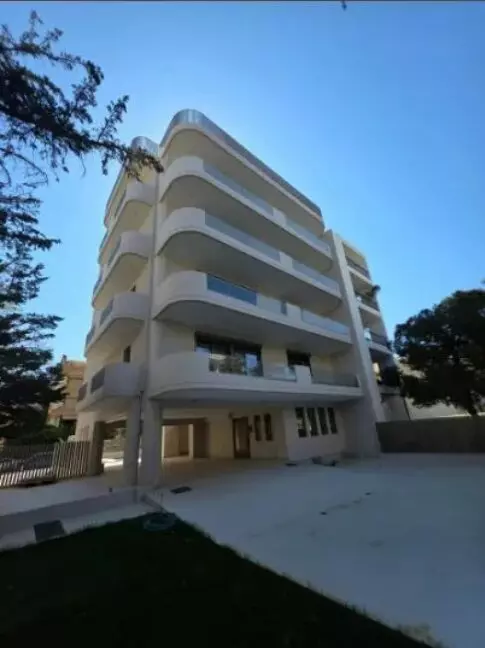 244 Apartment Of 120 M² With Pool In Voula Center