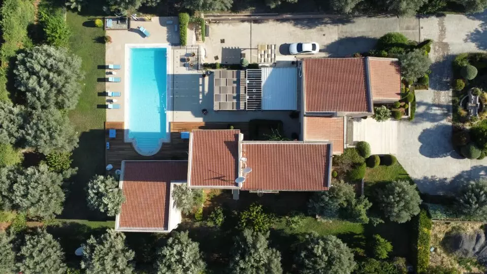 324 Villa Of 6 Bedrooms With Private Pool And Gardens In Marousi