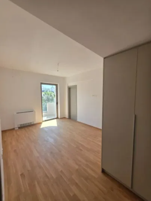 345 Apartment Of 120 M² With Pool In Voula Center