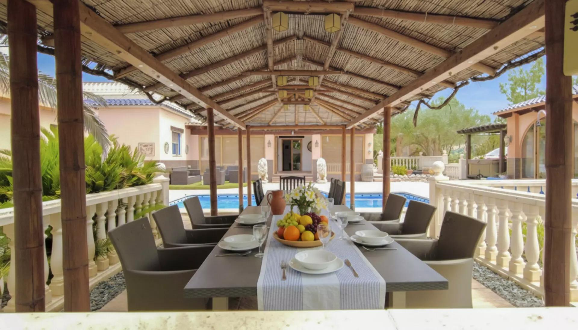 Mediterranean Villa Of 700 M² With Multi-functional Retreat In Salinas/sax, Alicante