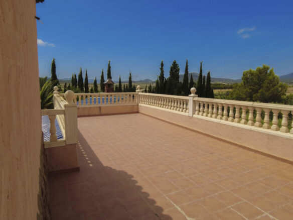Mediterranean Villa Of 700 M² With Multi-functional Retreat In Salinas/sax, Alicante