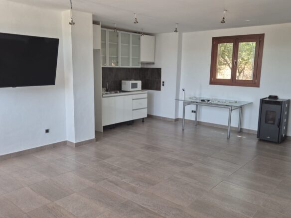 Finca Of 341 M² In Selva, Spain
