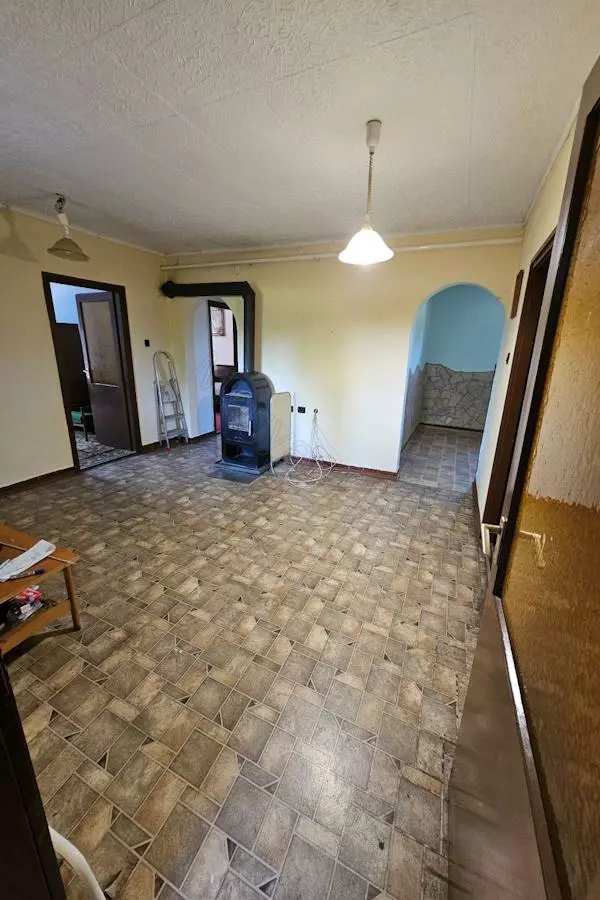 House Of 100 M² In Dombóvár, Tolna