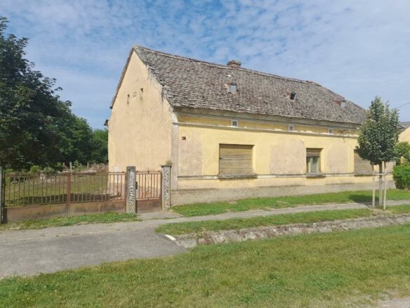 House Of 114 M² With In Drávagárdony, Somogy