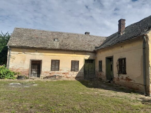 House Of 114 M² With In Drávagárdony, Somogy