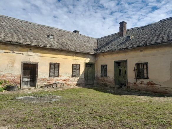 House Of 114 M² With In Drávagárdony, Somogy