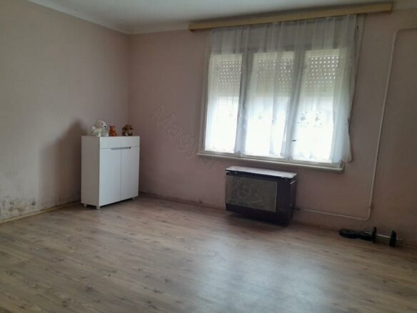 House Of 120 M² With 4 Rooms In Bolhó, Somogy