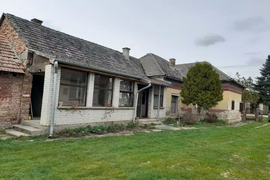 House Of 120 M² With 4 Rooms In Bolhó, Somogy