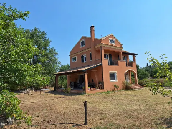 Detached House Of 200 M² In Corfu