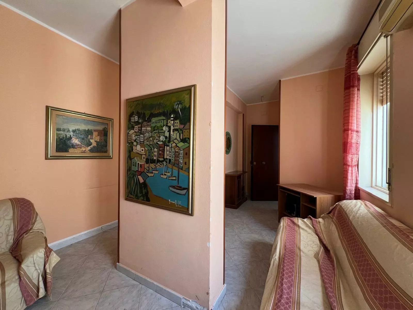 2 Apartment Of 88 M² In Grottasanta