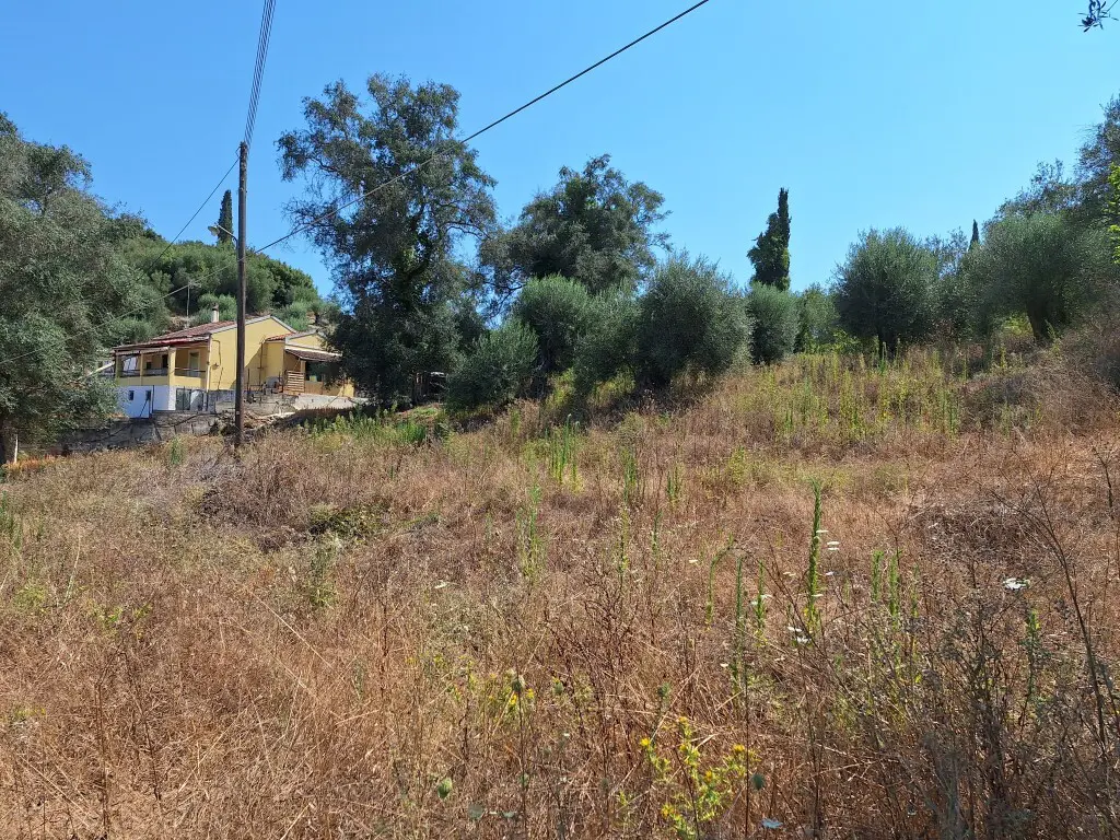 Land Of 4028 M² In Corfu