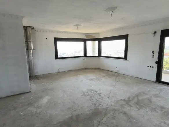 Complex Of 510 M² On The Olympic Coast